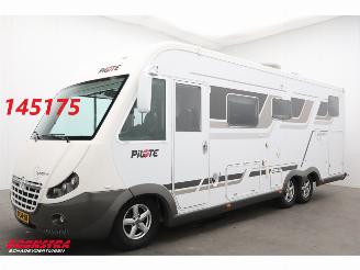 skadebil camper Pilote  Explorateur G782 3.0 MJ Diamond Ed. Solar Garage Luifel Single Beds Hefbed Camera AHK 2012/5
