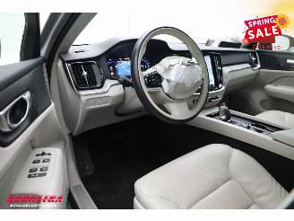 Volvo V-60 2.0 B3 Momentum Advantage LED ACC Leder Apple/Android LRHZ AHK picture 17