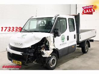 krockskadad bil bedrijf Iveco Daily 35S12D Pritsche DoKa 7-Pers Airco AHK 87.278 km! 2017/12