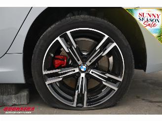 BMW 3-serie Touring 318i M-Sport Pano LED Leder ACC Apple/Android Camera picture 16