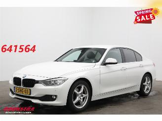 begagnad bil auto BMW 3-serie 320i Aut. EDE Edition Leder Navi Clima Cruise SHZ PDC 2013/9