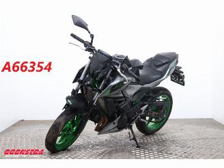 Voiture accidenté Kawasaki  Z500 SE ABS LED 2025/6