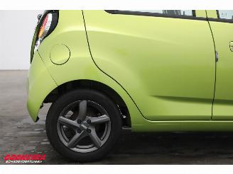 Chevrolet Spark 1.0 16V LS Airco LMV Elek Ramen 89.221 km! picture 12
