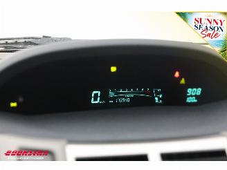 Toyota Yaris 1.3 VVTi Executive 5-DRS Clima PDC AHK 178.940 km! picture 12