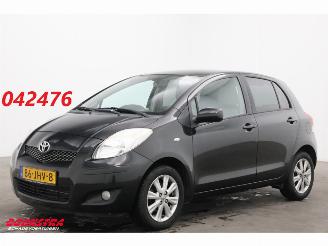 occasione autovettura Toyota Yaris 1.3 VVTi Executive 5-DRS Clima PDC AHK 178.940 km! 2009/6