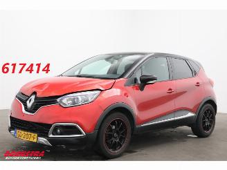 Vaurioauto  passenger cars Renault Captur 0.9 TCe Helly Hansen Navi Clima Cruise PDC 72.404 km! 2015/4