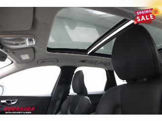 Volvo Xc-60 2.0 B4 AWD Momentum Pro Pano LED ACC Apple/Android Camera AHK picture 12