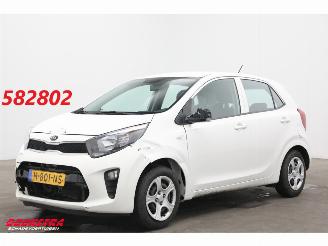 Vaurioauto  passenger cars Kia Picanto 1.0 CVVT ComfortLine Airco Bluetooth 71.638 km! 2020/3