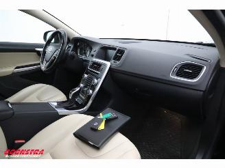 Volvo V-60 2.4 D6 Twin Engine Summum Schuifdak H/K Memory BiXenon Camera SHZ AHK picture 7