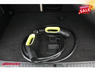 Smart  Premium 66 kWh Beats Pano LED Leder SHZ picture 27