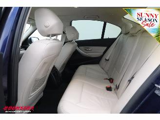 BMW 3-serie 318i Leder LED Navi Clima Cruise SHZ PDC picture 9