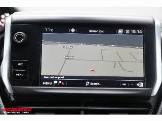 Peugeot 208 1.2 PT BlueLease Allure Navi Clima Cruise PDC Apple/Android picture 17