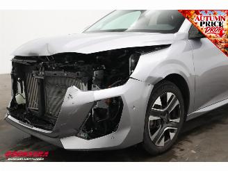 Peugeot 208 1.2 PureTech 100 Allure Navi Clima Cruise PDC picture 11
