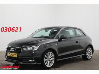 skadebil auto Audi A1 1.4 TDI Aut. Adrenalin Airco Cruise Bluetooth 2016/10