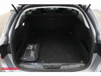 Peugeot 308 SW 1.6 BlueHDI Executive Pack Pano Navi Clima Cruise Camera PDC AHK picture 29