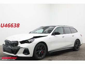 krockskadad bil auto BMW i5 M60 xDrive 84 kWh Pano LED ACC B&W 360° Camera 2025/1