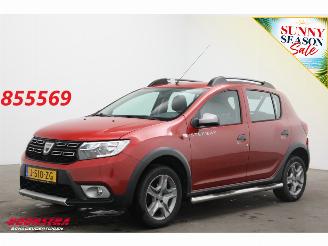 Unfallwagen Dacia Sandero 1.5 dCi S&S Stepway Navi Airco Cruise PDC AHK 2018/4