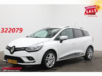 krockskadad bil auto Renault Clio Estate 1.5 dCi Fahrbereit Zen Navi Clima Cruise PDC 161.616 km! 2017/7