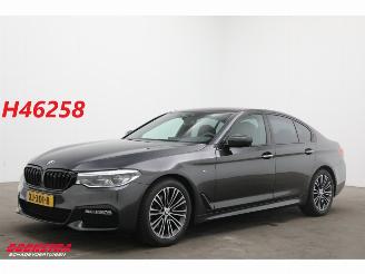 damaged passenger cars BMW 5-serie 520i M-Sport LED Leder Memory Camera Cruise SHZ 2019/1