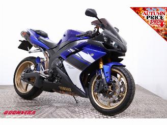 Yamaha  YZF-R1 Akrapovic picture 2