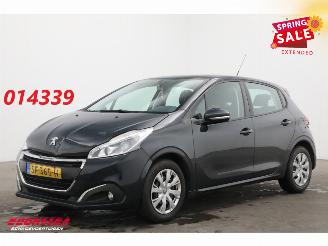 Unfallwagen Peugeot 208 1.2 PureTech Blue Lease Navi Airco Cruise 138.531 km! 2018/3