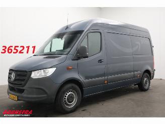 Damaged car Mercedes eSprinter Sprinter 312 L2-H2 47 kWh Airco Camera SHZ 2021/7