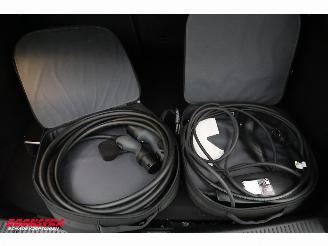Mercedes A-klasse 250 e AMG Pano LED ACC Apple/Android Camera SHZ 2.435 km! picture 31