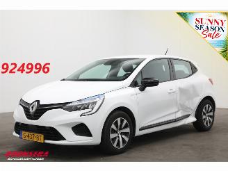 krockskadad bil auto Renault Clio 1.0 TCe 90 Equilibre Navi Airco Cruise 2023/1