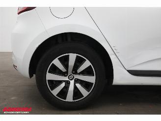 Renault Clio 1.0 TCe 90 Equilibre Navi Airco Cruise PDC picture 7