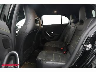 Mercedes A-klasse 180 d Launch Edition 7G-Tronic AMG Pano LED Memory Camera SHZ picture 15