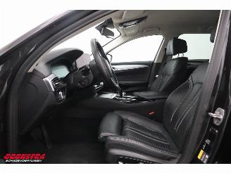 BMW 5-serie Touring 520e High Executive LED Leder Memory Navi Clima Cruise SHZ picture 9