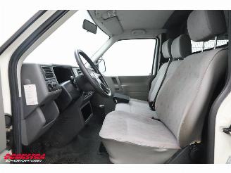 Volkswagen Transporter T5 2.5 TDI Imperiaal picture 13