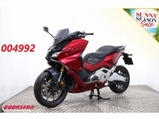 Avarii motociclete Honda  Forza 750 ABS DCT 9.215 km! 2021/5