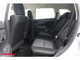 Mitsubishi Outlander 2.0 Executive Edition Navi Clima Cruise Camera PDC AHK picture 20