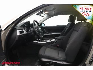 BMW 3-serie Coupe 325i Aut. High Executive Org.NL + NAP Memory Xenon Navi PDC picture 14