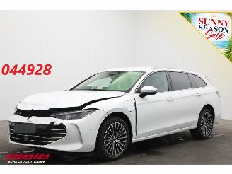 uszkodzony samochody osobowe Volkswagen Passat Variant 1.5 eHybrid Elegance LED ACC Memory Ventilatie LRHZ AHK 2025/4