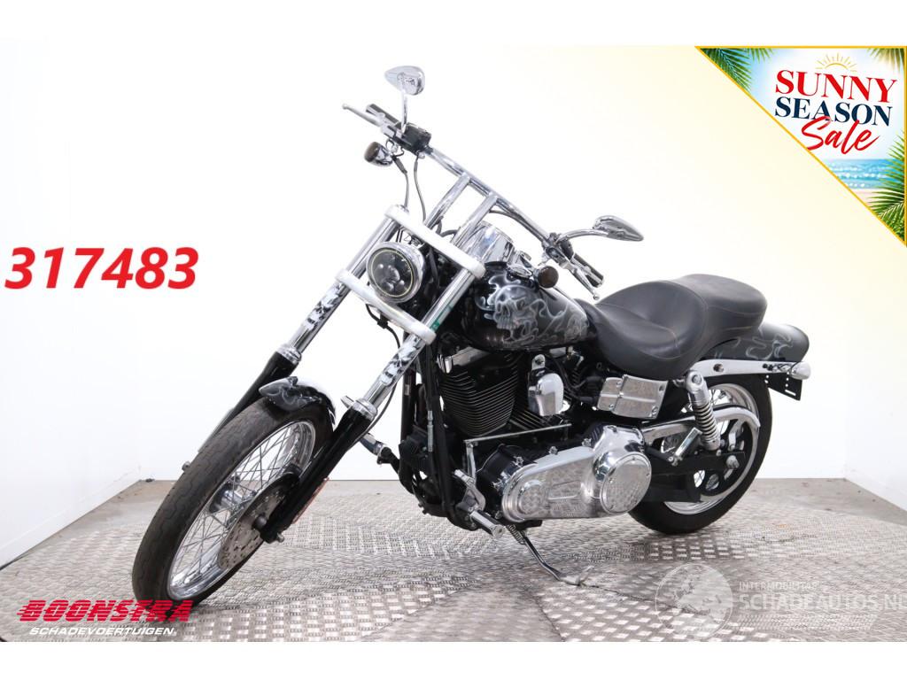 Harley-Davidson  FXDWGI Wide Glide Vance Hines