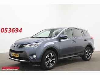 Unfallwagen Toyota Rav-4 2.0 Style 4WD Aut. Navi Clima Cruise AHK 2014/7