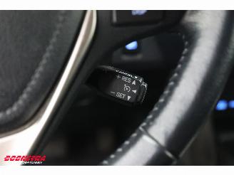 Toyota Rav-4 2.0 Style 4WD Aut. Navi Clima Cruise AHK picture 21