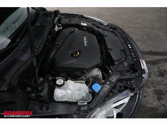 Volvo V-40 1.6 T3 Kinetic Pano Leder Navi Clima Cruise Camera PDC picture 10