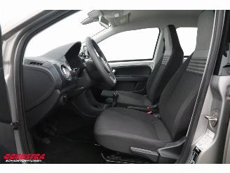 Volkswagen Up! 1.0 BMT move up! Airco Bluetooth 94.213 km! picture 18