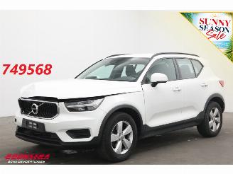 Unfallwagen Volvo XC40 1.5 T2 Momentum Core LED Apple/Android Cruise PDC 2022/2