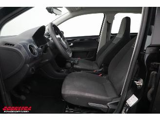 Volkswagen Up! 1.0 5-DRS Airco Bluetooth 47.321 km! picture 14
