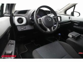 Toyota Yaris 1.5 Full Hybrid Aspiration Clima Cruise Camera AHK picture 16