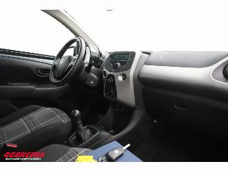 Peugeot 108 1.0 e-VTi Active Airco picture 6