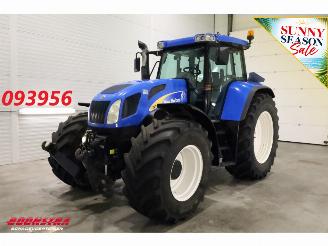 krockskadad bil machine New Holland  TVT 190 BY 2005 6.000 Uur 2005/6
