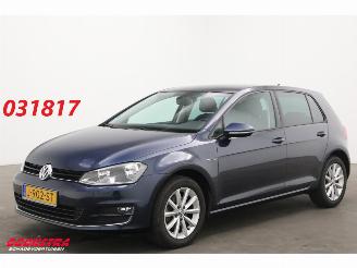 Gebrauchtwagen PKW Volkswagen Golf 1.6 TDI 110pk Comfortline Clima Navi Cruise SHZ 2016/4