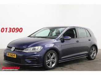 Avarii autoturisme Volkswagen Golf 2.0 TDI 150 PK Highline R-line LED ACC Leder Apple/Android SHZ 2017/7