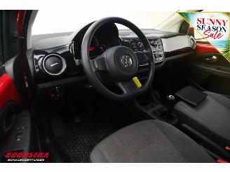 Volkswagen Up! 1.0 take up! BlueMotion 5-DRS Airco 95.798 km! picture 17