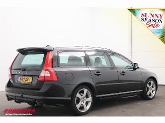 Volvo V-70 2.0T Aut. R-Edition Clima Navi Cruise SHZ PDC AHK HighPerf.Audio picture 3